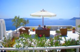 beach-villa-island-vacation-canada